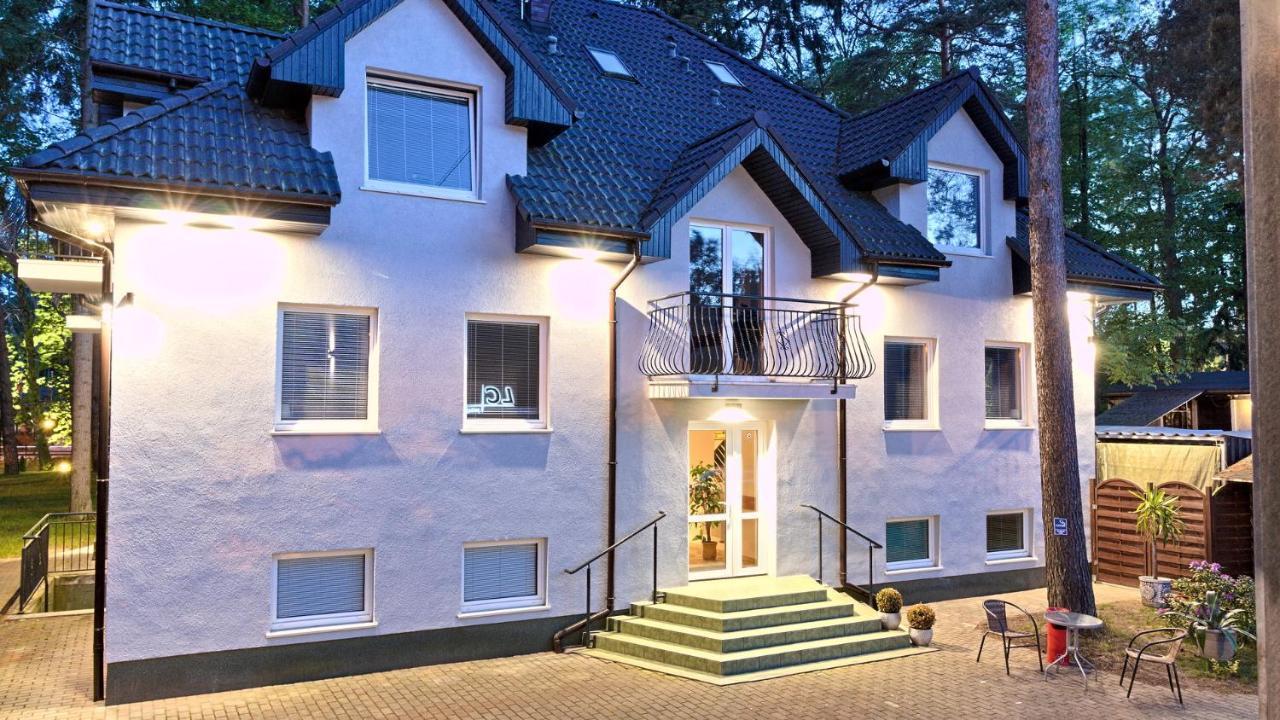 Lc Pokoje & Apartamenty Pobierowo Extérieur photo