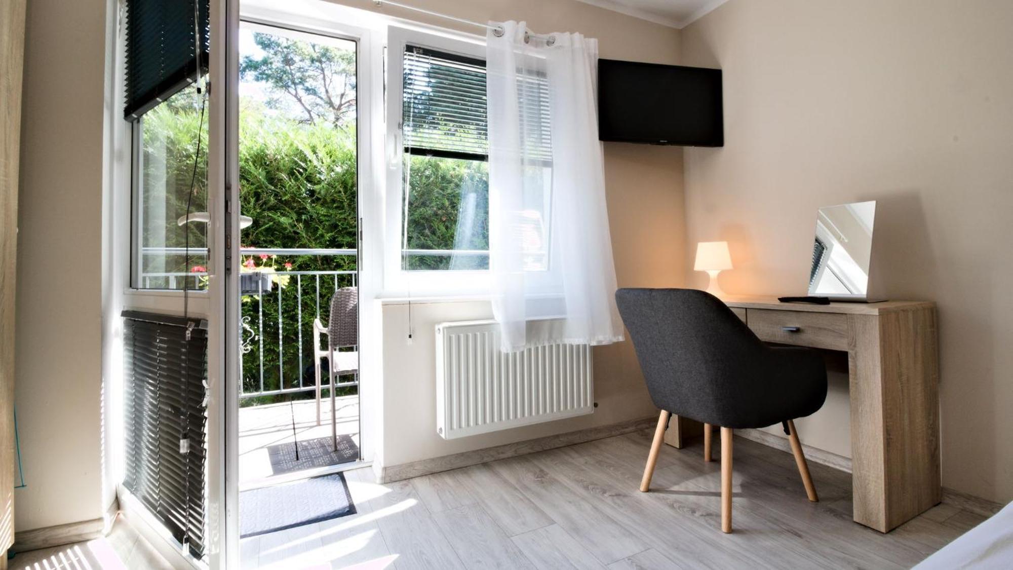 Lc Pokoje & Apartamenty Pobierowo Extérieur photo
